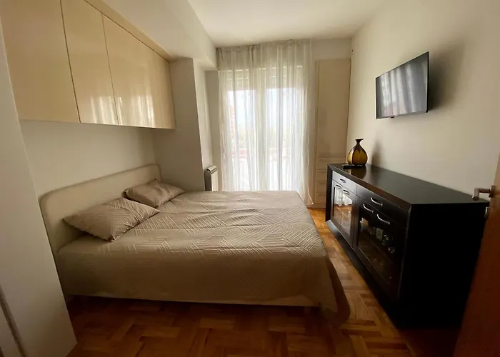 Apartament Bd Lux & Garage