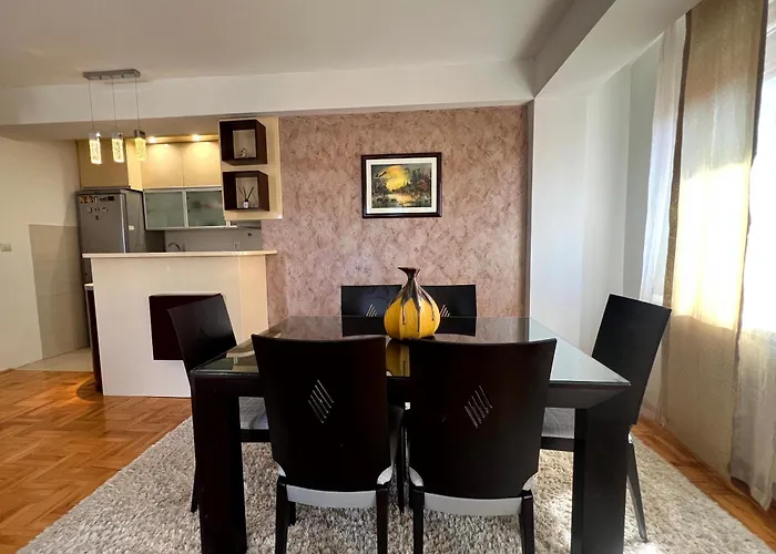 Bd Lux & Garage Apartament *